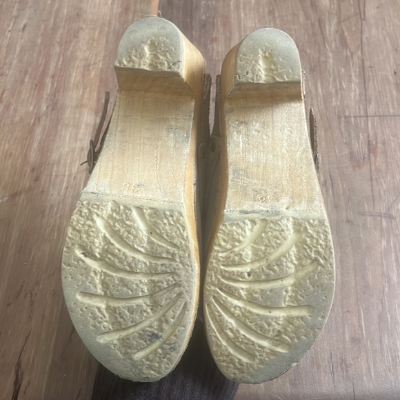 High heel no. 6 suede clogs - Picture 5 of 9